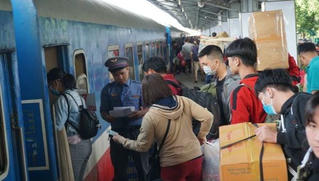 Đường sắt tăng thêm nhiều tàu đi Quy Nhơn, Đà Nẵng dịp Tết Dương lịch 2021