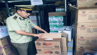 Thu giữ trên 8 tạ nguyên liệu chế biến trà sữa không rõ nguồn gốc tại Bình Dương
