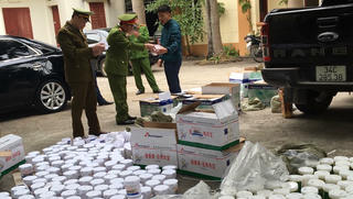 Tạm giữ 220kg chất phụ gia thực phẩm tại Bắc Giang