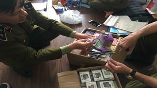 Phát hiện, thu giữ trên 10.000 sản phẩm thuốc lá điện tử nghi nhập lậu tại Hà Nội