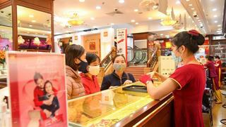 Giá vàng hôm nay, 11/3: Tiếp tục duy trì mức tăng “lành mạnh”