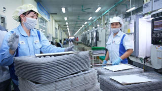 Việt Nam thu hút trên 15 tỷ USD vốn FDI trong 6 tháng đầu năm 