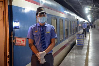 Từ hôm nay, 9/7, tàu hoả dừng đón trả khách tại ga Sài Gòn