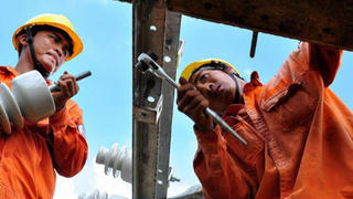 Lịch cắt điện Phú Yên ngày mai (27/7): Ngừng cấp điện theo giờ một số khu vực huyện Sông Hinh