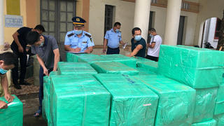 Ngăn chặn 39.000 ốp điện thoại có dấu hiệu giả mạo nhãn hiệu SamSung