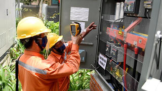 Bộ Công Thương hướng dẫn thực hiện giảm giá điện, tiền điện đợt 4