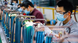 WB giảm dự báo tăng trưởng GDP năm 2021 của Việt Nam xuống còn từ 2 - 2,5%