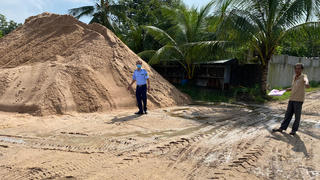 Phát hiện nhiều trường hợp mua bán cát không có nguồn gốc hợp pháp