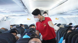 Vietjet tặng hàng chục nghìn vé 0 đồng, hỗ trợ phí xét nghiệm phục vụ hành khách