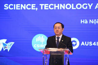 Việt Nam cần cân đối lại chính sách phát triển Khoa học công nghệ và Đổi mới sáng tạo