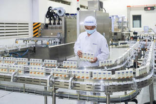 Vinamilk giữ phong độ 9 năm liên tiếp trong ‘Top 50 doanh nghiệp niêm yết tốt nhất Việt Nam’