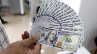 Đồng USD quốc tế lao dốc
