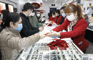 Vàng trong nước và thế giới tăng “phi mã”