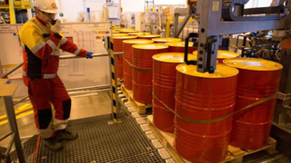 Giá xăng dầu hôm nay - 25/5: Tăng trở lại, dầu Brent tiến tới mức 114 USD/thùng