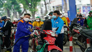Giá xăng dầu, thuê nhà tăng cao đẩy CPI tháng 11 tăng 0,39%