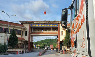 Trung Quốc dừng thông quan hàng hóa tại các cửa khẩu dịp Tết Nguyên đán 2023