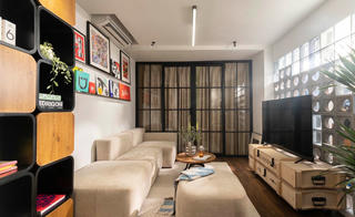 “Lột xác” nhà tập thể thành căn hộ giao thoa hai tính cách đối lập của đôi vợ chồng trẻ