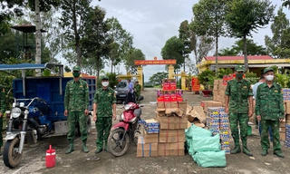 Ban Chỉ đạo 389 Quốc gia: Khen thưởng 3 tập thể, 6 cá nhân có thành tích chống buôn lậu