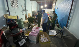 Tạm giữ trên 2.100 sản phẩm mỹ phẩm không có hóa đơn, chứng từ tại Bà Rịa - Vũng Tàu