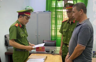 Bắt đối tượng “nổ” quen nhiều cán bộ thành phố Đà Nẵng để lừa đảo