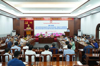 Thấy sai mà không dám nói cũng là biểu hiện tiêu cực