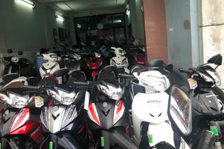 Chuyển cơ quan điều tra vụ việc có dấu hiệu sản xuất, buôn bán phụ kiện xe máy giả mạo