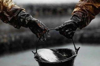 Giá xăng dầu hôm nay - 22/8: Giá dầu WTI tăng, Brent giảm