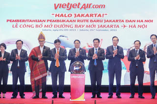 Công bố đường bay thẳng Hà Nội - Jakarta trước sự chứng kiến của lãnh đạo Việt Nam và Indonesia