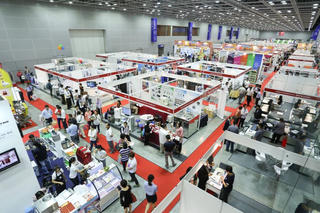 Cơ hội khi doanh nghiệp phân phối quốc tế “săn” hàng Việt