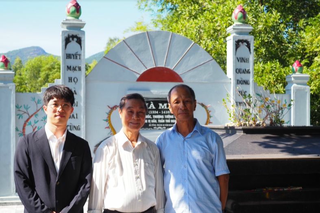 Chàng trai người Hàn mê say gia phả dòng họ Việt Nam