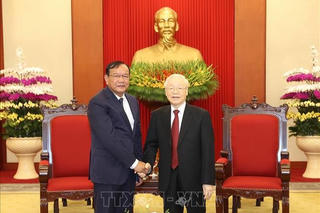Tổng Bí thư Nguyễn Phú Trọng tiếp Trưởng Ban Đối ngoại Trung ương Đảng Nhân dân Campuchia