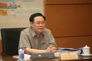 Chủ tịch Quốc hội Vương Đình Huệ: Cứ không làm được gì lại đổ cho thể chế là không đúng