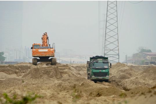 Chốt giá mỏ cát ở Hà Nội cao gấp 70 lần mức khởi điểm, đáng mừng hay lo?