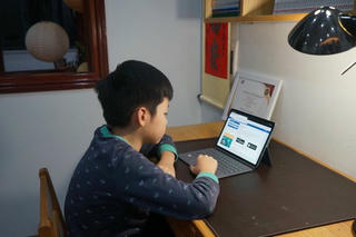 Dừng chính sách tín dụng hỗ trợ HSSV hoàn cảnh khó khăn mua máy tính học trực tuyến