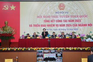 Tình trạng cán bộ đùn đẩy, thiếu trách nhiệm: Đòi hỏi có giải pháp chiến lược, khoa học, căn cơ