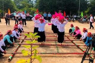 Khai thác giá trị văn hóa của các dân tộc thiểu số: Chú trọng vai trò chủ thể của cộng đồng 