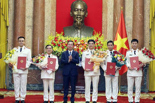 Mỗi Kiểm sát viên phải luôn thượng tôn pháp luật, chí công vô tư