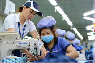 Đề xuất tăng lương tối thiểu vùng thêm 200.000 - 280.000 đồng từ ngày 1/7/2024