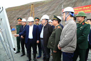 Lãnh đạo Ủy ban Quản lý vốn đôn đáo kiểm tra các nguồn điện