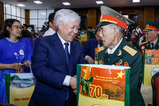 Tri ân chiến sĩ, thanh niên xung phong tham gia Chiến dịch Điện Biên Phủ