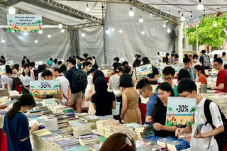 Tại sao nhiều người Việt mất thói quen đọc sách?