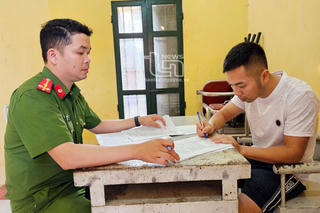 Tạm giữ chủ quán chè sầu "tác động vật lý" biên bản của đoàn kiểm tra thực phẩm 