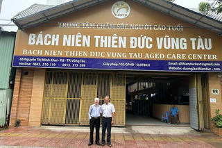 Khi xã hội ít trẻ con, nhiều người già...
