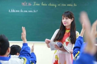 Nâng cao vị thế, vai trò thầy, cô giáo