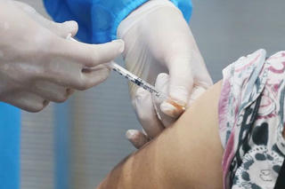 Hóa giải 'nỗi oan' vaccine gây bệnh