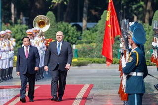 Thủ tướng Phạm Minh Chính chủ trì lễ đón Thủ tướng Liên bang Nga thăm chính thức Việt Nam