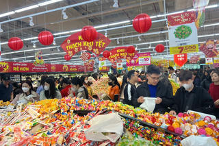 Nhu cầu tiêu dùng dịp Tết Nguyên đán tăng cao đẩy CPI tăng xấp xỉ 1%