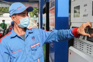 Ngày mai, giá xăng có thể tăng