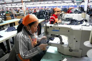 Đề xuất hỗ trợ nhà ở xã hội cho phụ nữ sinh đủ hai con ở khu công nghiệp, khu chế xuất