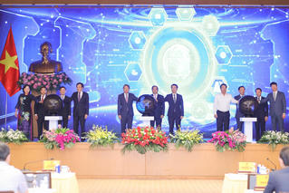 Bước tiến mới xây dựng nền hành chính phục vụ